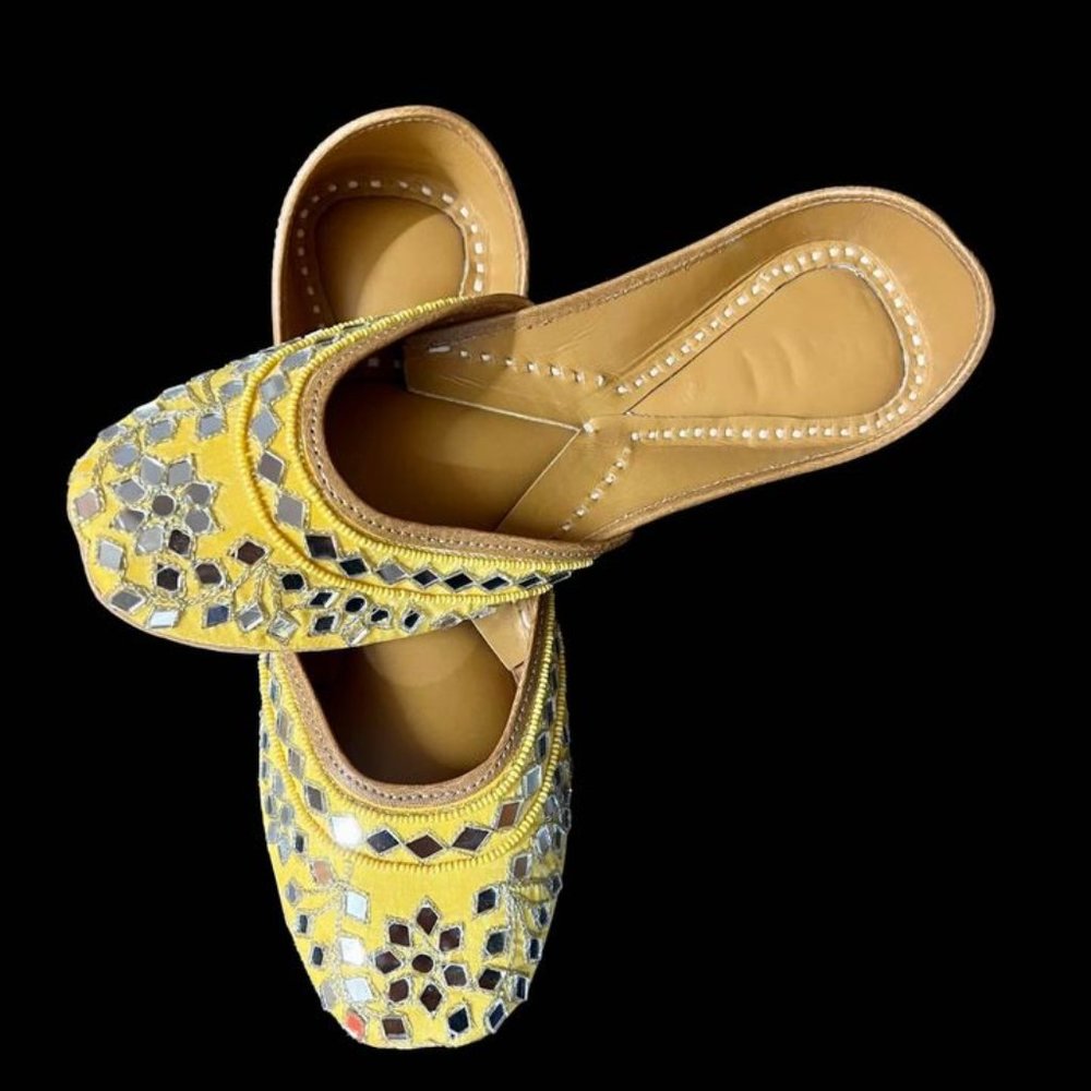 Traditional Handmade mirror work Punjabi Jutti ( US size 7 to 9 available)